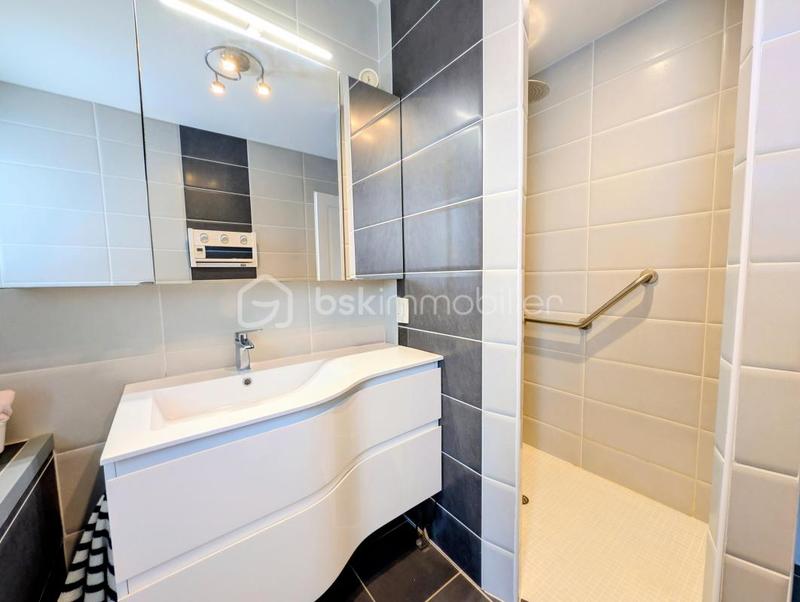 Maison traditionnelle - 97 m² - 4 pièces