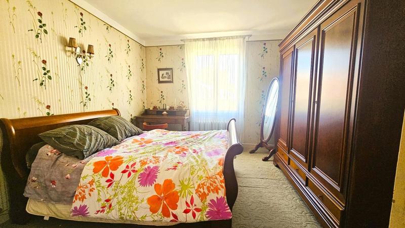 Propriété - 170 m² - 8 pièces