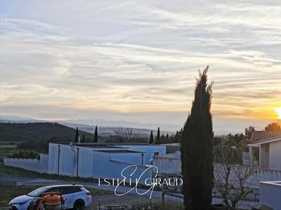 Villa - 115 m² - 5 pièces