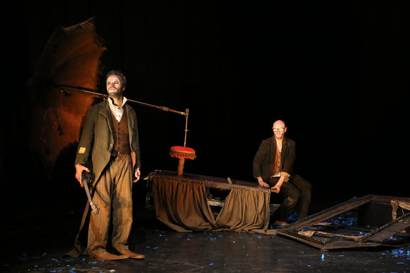 Spectacle - In Petto (interno) - Cie Okidok