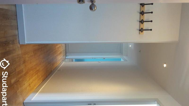 Chambre - 11 m² - 1 pièce