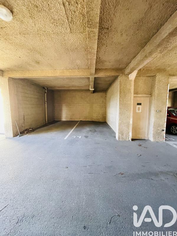 Parking - 17 m²