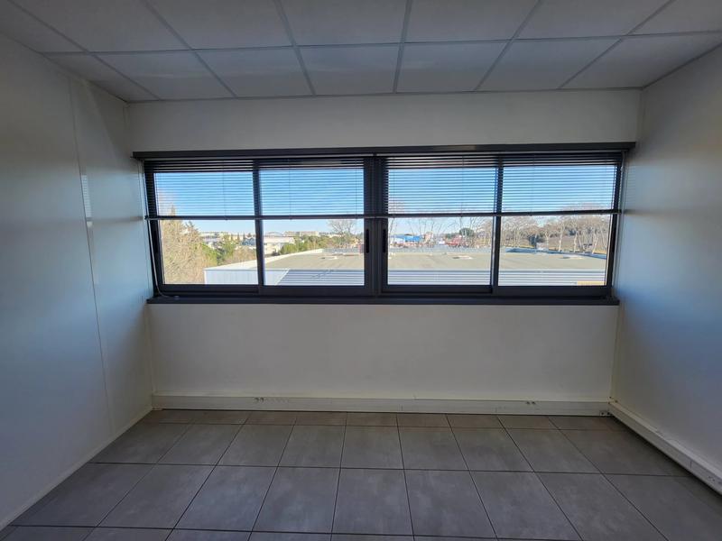 Bureau - 12 m² - 1 pièce