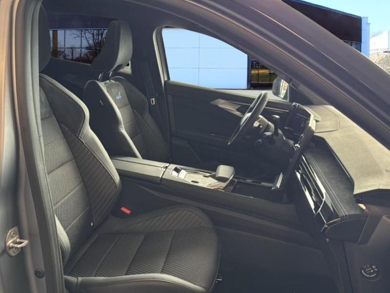 Renault Austral esprit Alpine full hybrid E-Tech 200 ch - 25