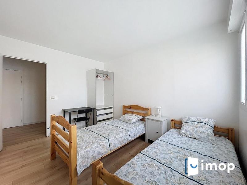 Appartement - 82 m² - 4 pièces