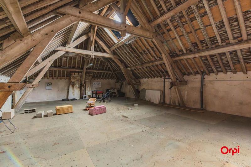 Propriété - 320 m² - 6 pièces