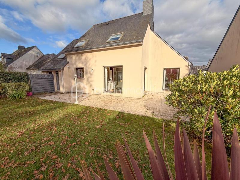 Maison - 102 m² - 5 pièces