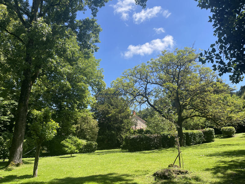 Maison - 320 m² - 8 pièces