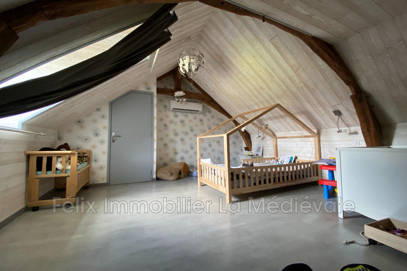 Maison de maîtres - 216 m² - 9 pièces