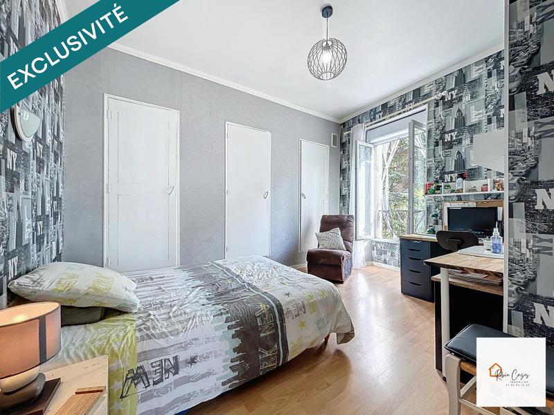 Maison - 160 m² - 8 pièces