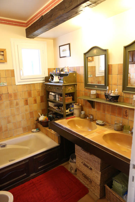 Maison - 160 m² - 9 pièces