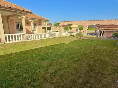 Villa - 230 m² - 7 pièces