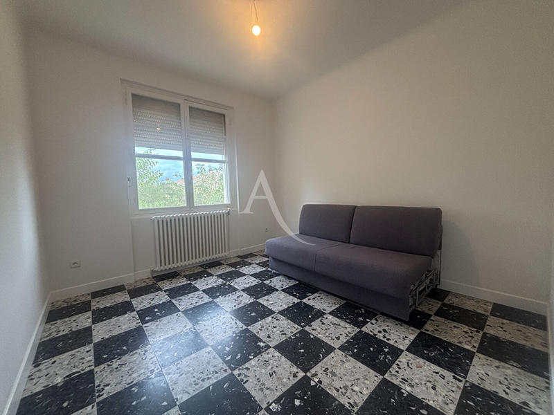 Maison - 156 m² - 8 pièces