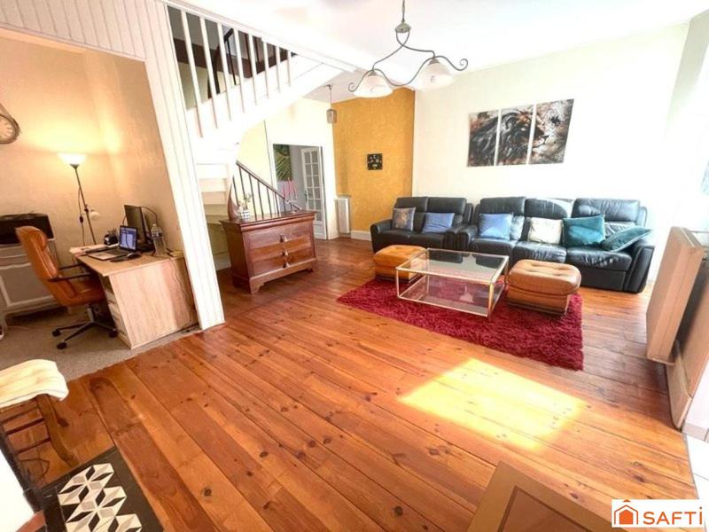 Maison - 194 m² - 5 pièces