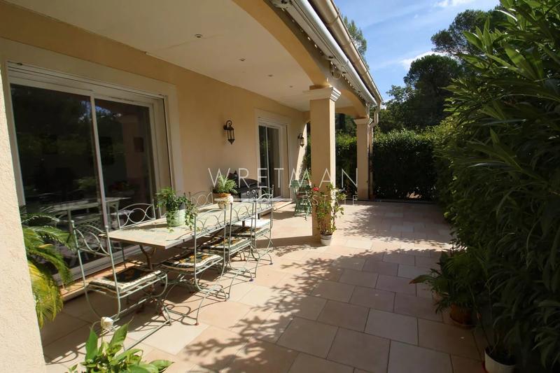 Villa - 150 m² - 4 pièces