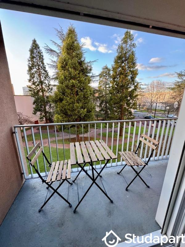 Chambre - 13 m² - 1 pièce