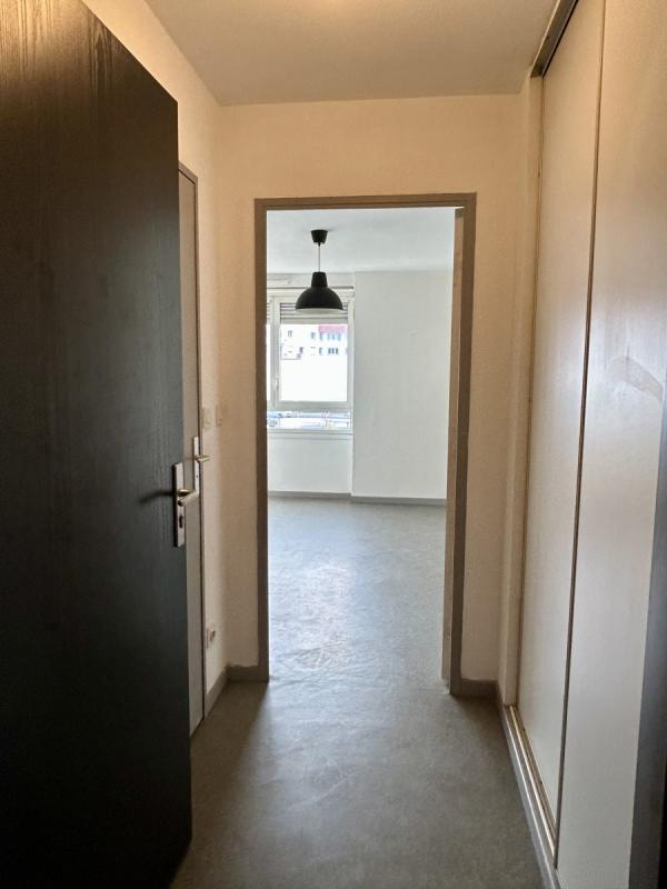 Studio - 21 m² - 1 pièce