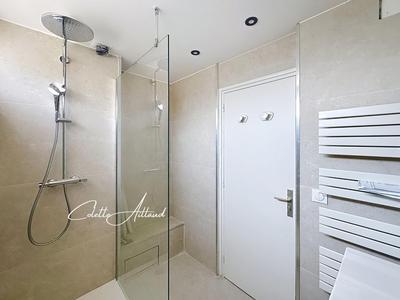 Appartement - 86 m² - 3 pièces