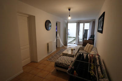 Maison - 237 m² - 11 pièces