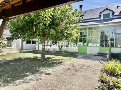 Maison - 170 m² - 6 pièces