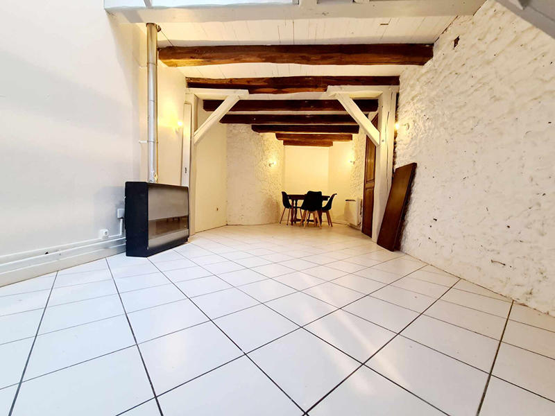 Maison - 280 m² - 10 pièces