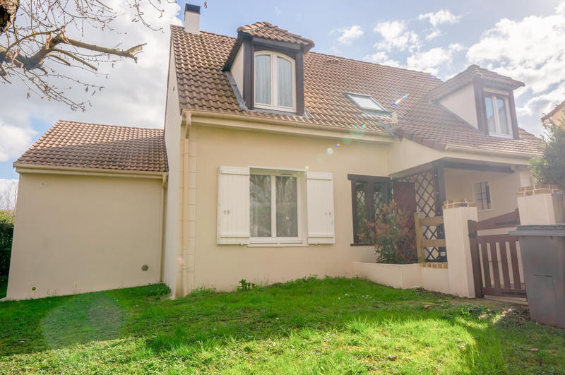 Maison - 150 m² - 6 pièces