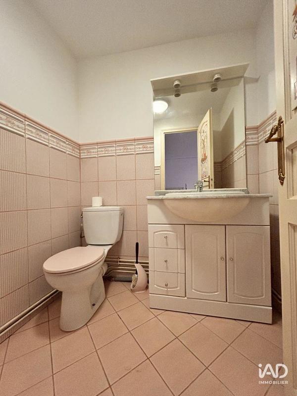 Maison - 265 m² - 10 pièces