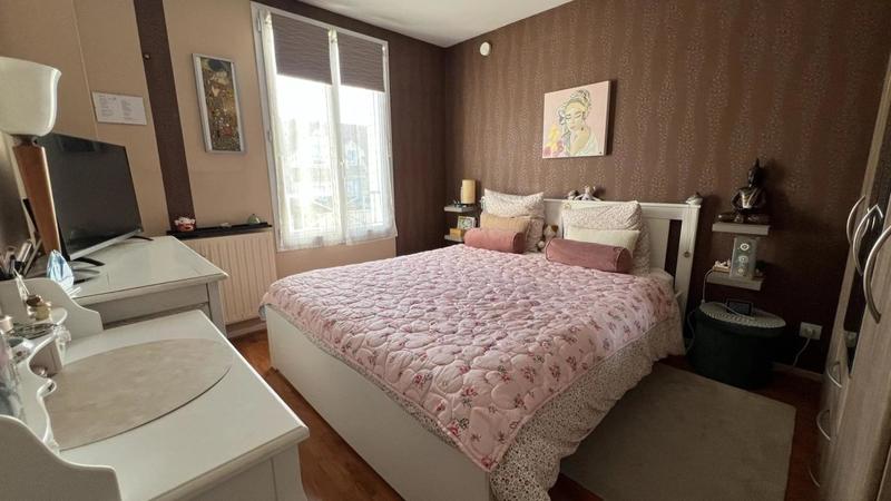 Maison - 105 m² - 6 pièces