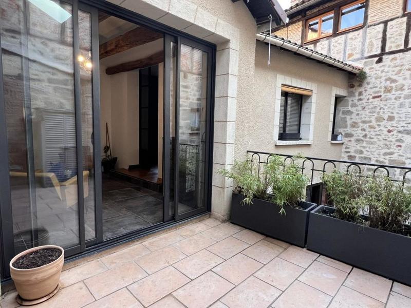 Maison de ville - 205 m² - 8 pièces