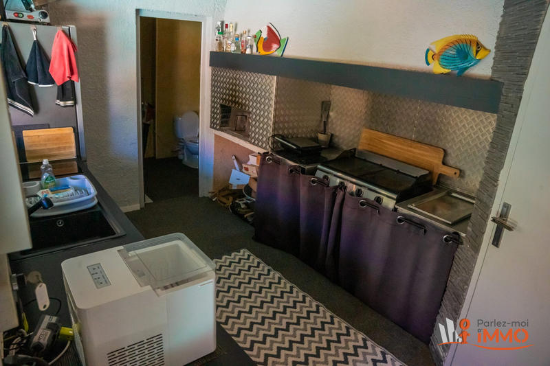 Maison traditionnelle - 196 m² - 7 pièces