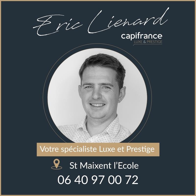 Demeure - 168 m² - 8 pièces