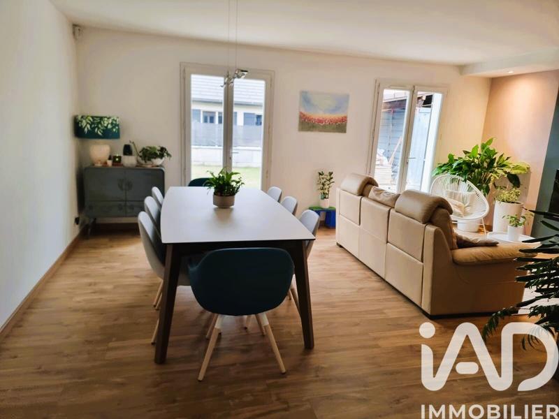 Maison - 102 m² - 5 pièces