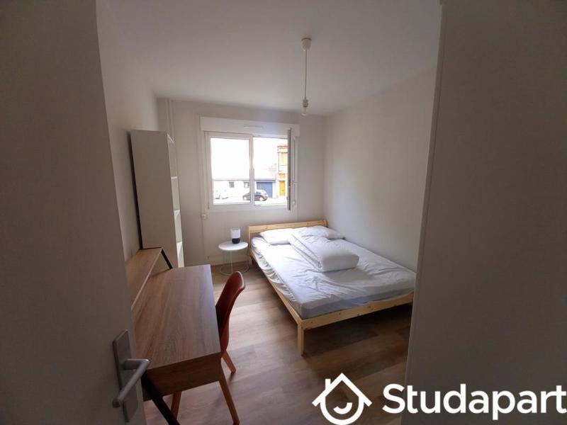 Chambre - 1 m² - 1 pièce