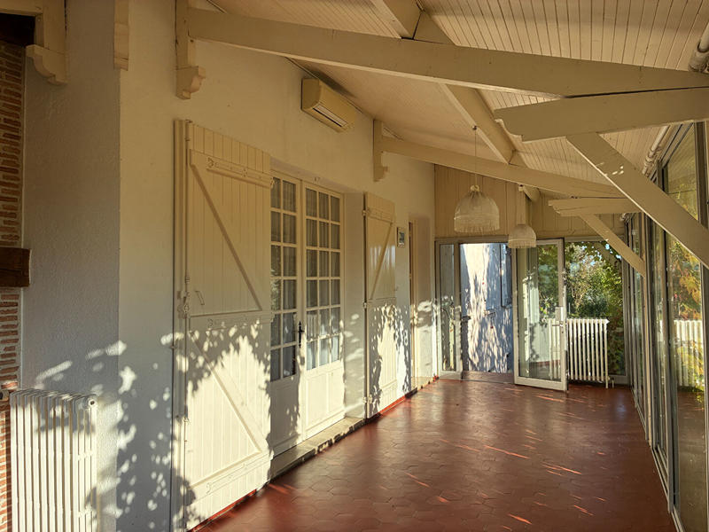 Maison - 226 m² - 8 pièces