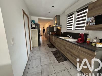 Maison - 92 m² - 4 pièces