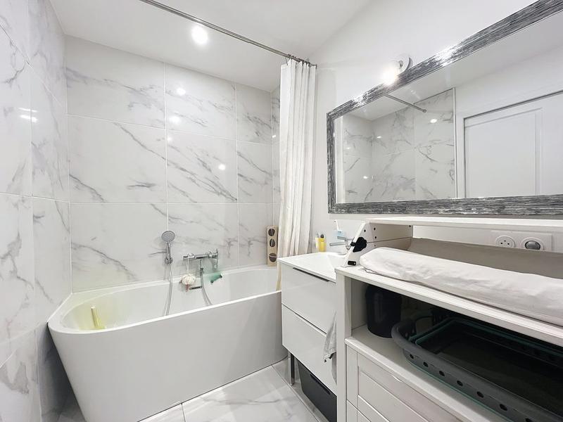 Appartement - 125 m² - 5 pièces