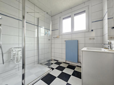 Maison - 86 m² - 5 pièces
