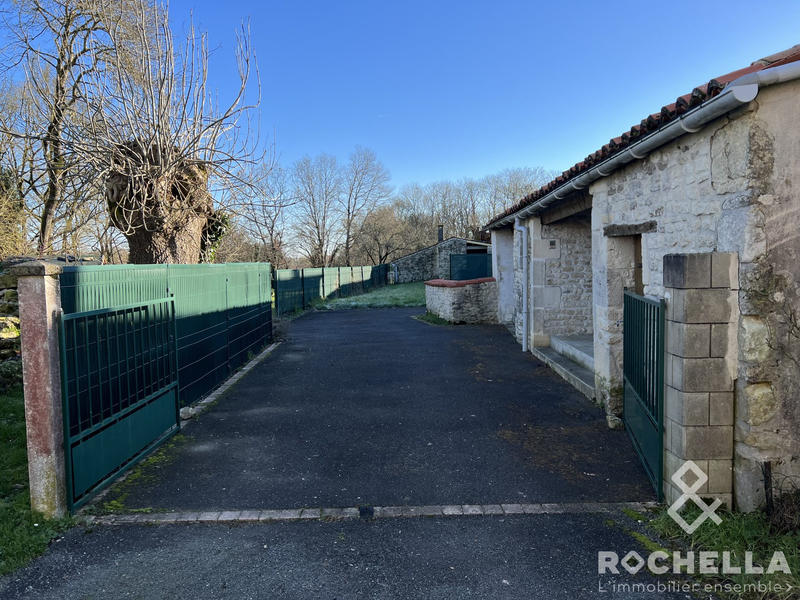 Maison ancienne - 217 m² - 7 pièces