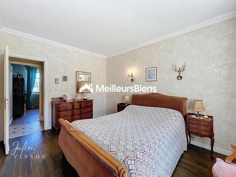 Maison - 140 m² - 8 pièces