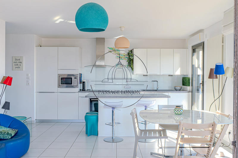 Appartement - 65 m² - 3 pièces