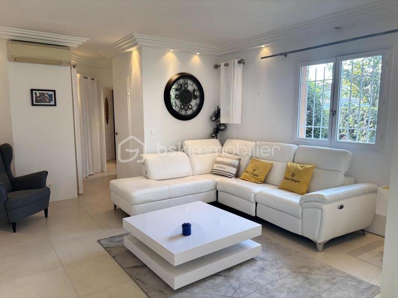 Appartement - 120 m² - 5 pièces