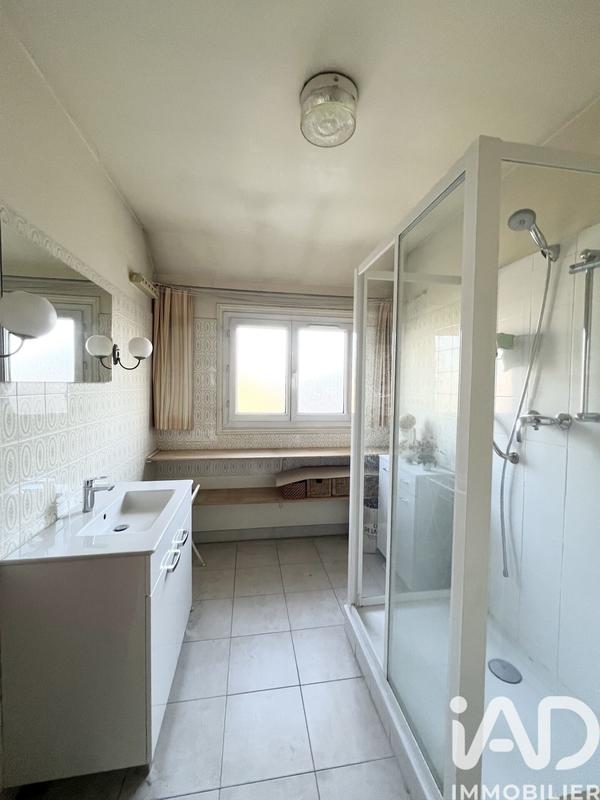 Maison - 98 m² - 5 pièces