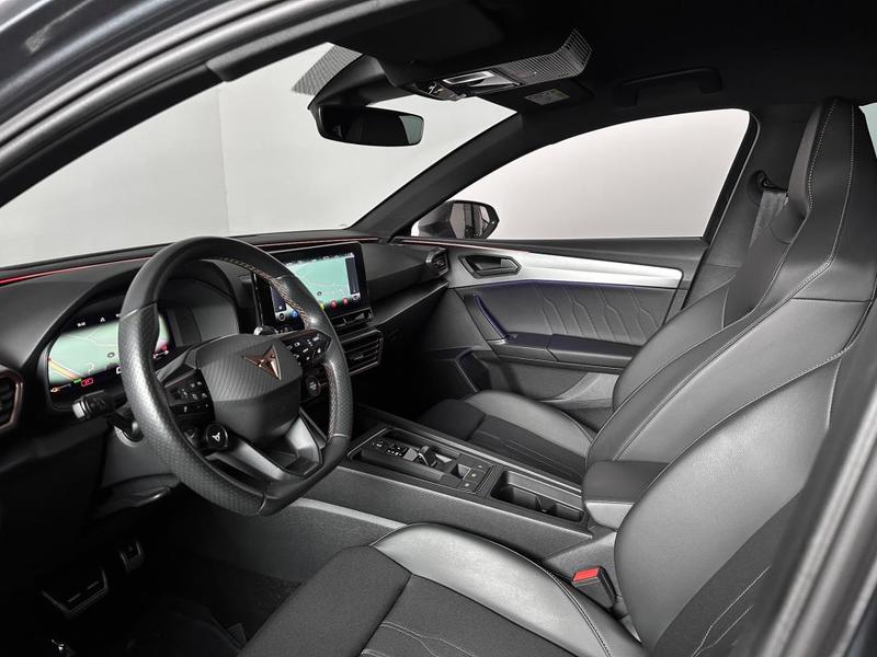 Cupra Leon Vz 245ch Dsg E-Hybride Rechargeable Ja19p Baquets Chauff Cockpit Carplay Regul Acc Camera