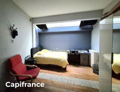 Appartement - 202 m² - 8 pièces