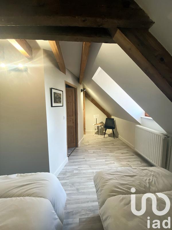 Maison - 185 m² - 8 pièces