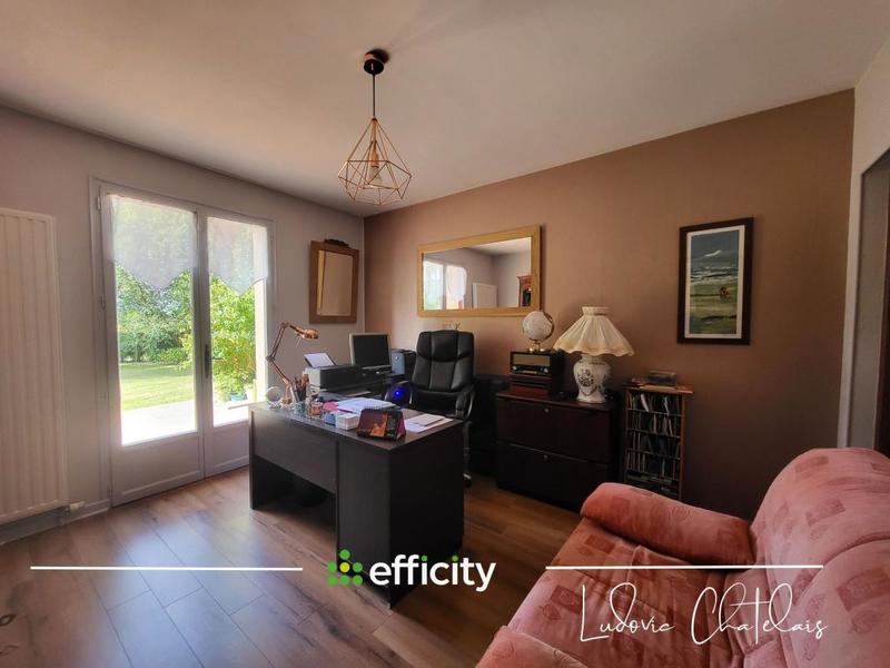 Maison - 210 m² - 9 pièces