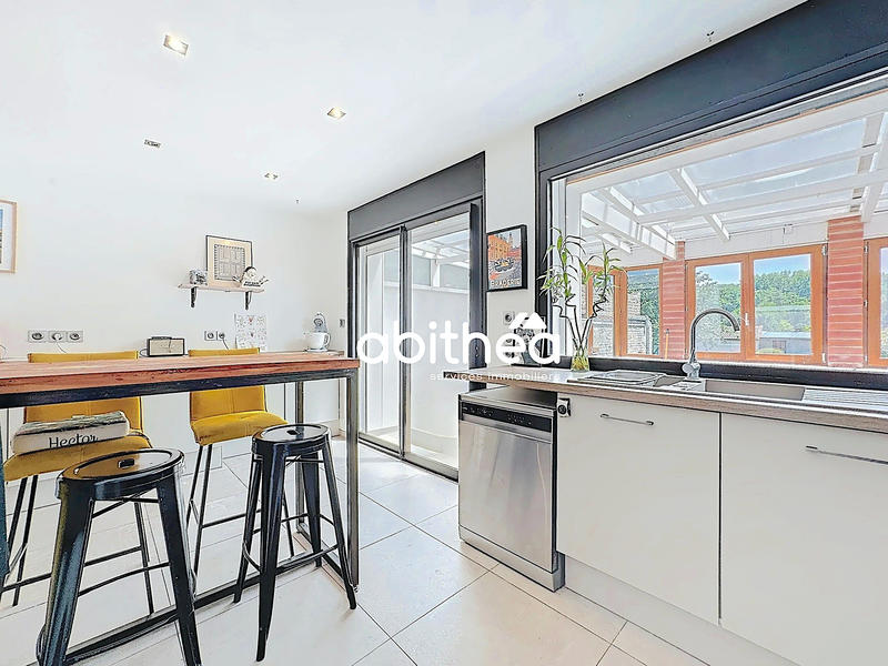 Maison - 144 m² - 5 pièces