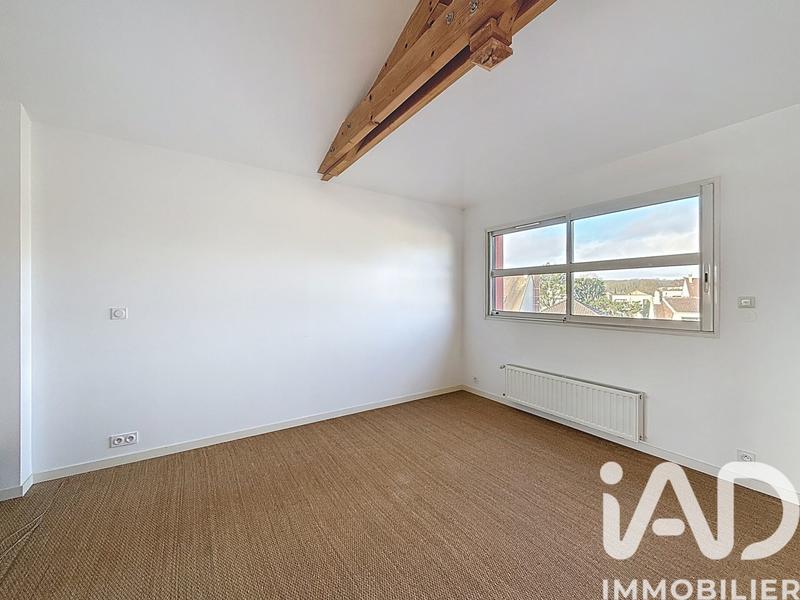 Maison - 196 m² - 7 pièces