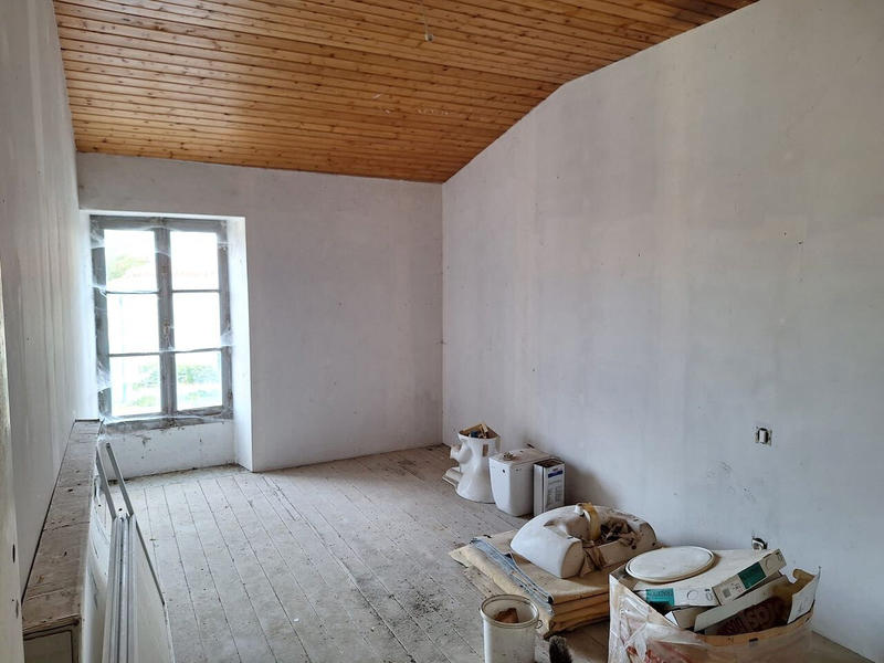 Maison - 85 m² - 3 pièces