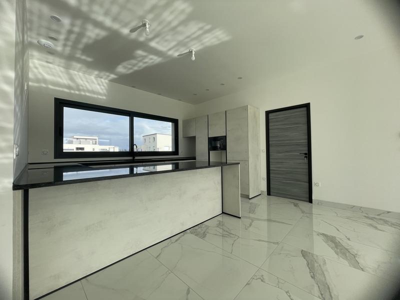 Maison - 111 m² - 4 pièces